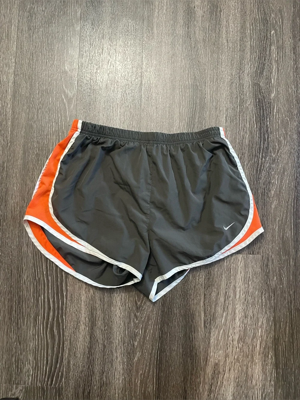 Nike Tempo Shorts READ